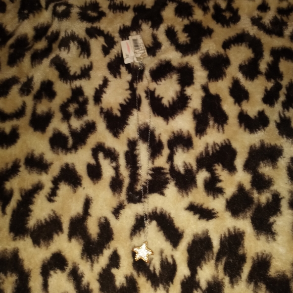 NWT SILVER RHINESTONE STARFISH NAUTICAL OCEAN SPARKLY NECKLACE - Picture 3 of 8